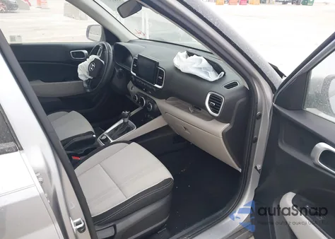 2025 Hyundai Venue Sel z USA, uszkodzony, nr VIN KMHRC8A37SU382511